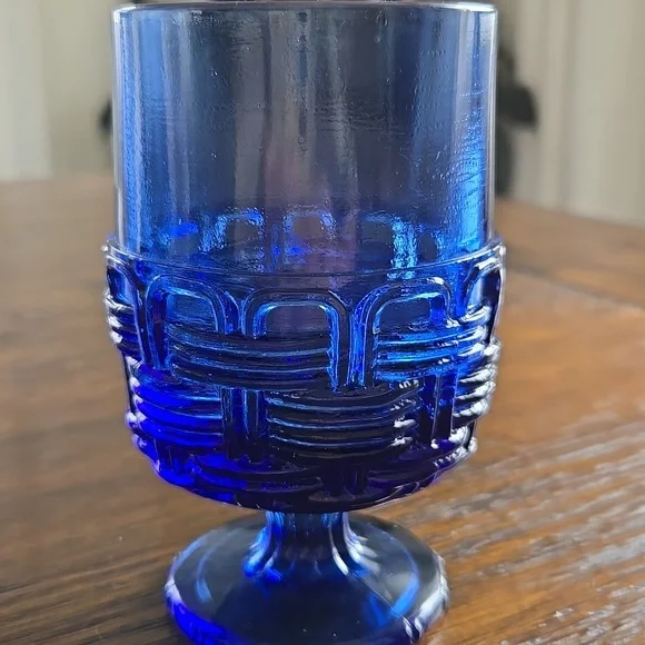 Vintage L.E. Smith Cobalt Blue Wicker Basket Footed Tumbler - Picture 2 of 7